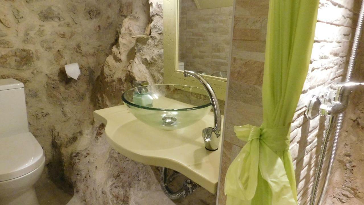 Agoriani Art Suite - 4 Seasons' Natural Living Lilaia Экстерьер фото